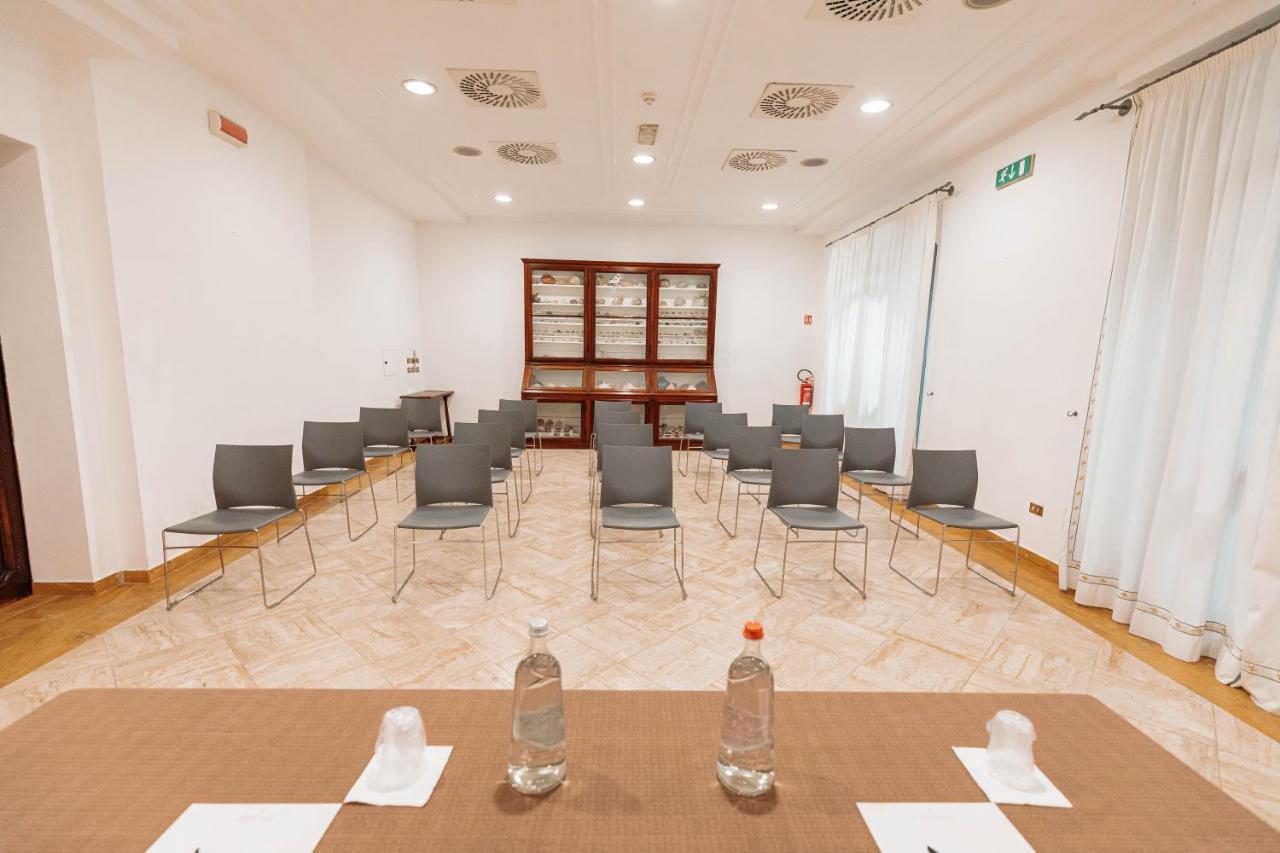 Grand Hotel Croce Di Malta Montecatini Terme Bagian luar foto